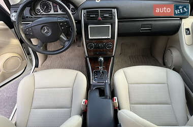 Хэтчбек Mercedes-Benz B-Class 2008 в 