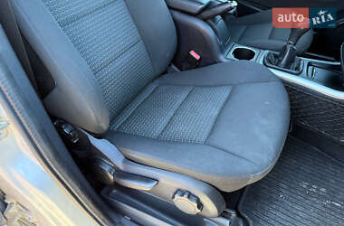 Хэтчбек Mercedes-Benz B-Class 2009 в 