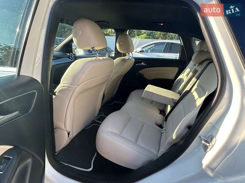 Хэтчбек Mercedes-Benz B-Class 2017 в Одессе