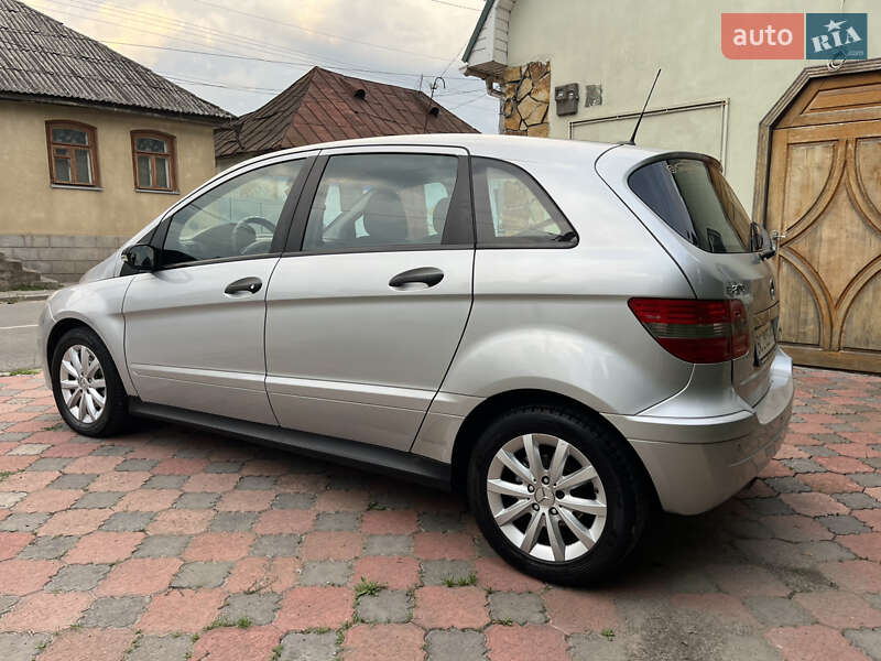 Хэтчбек Mercedes-Benz B-Class 2006 в Могилев-Подольске