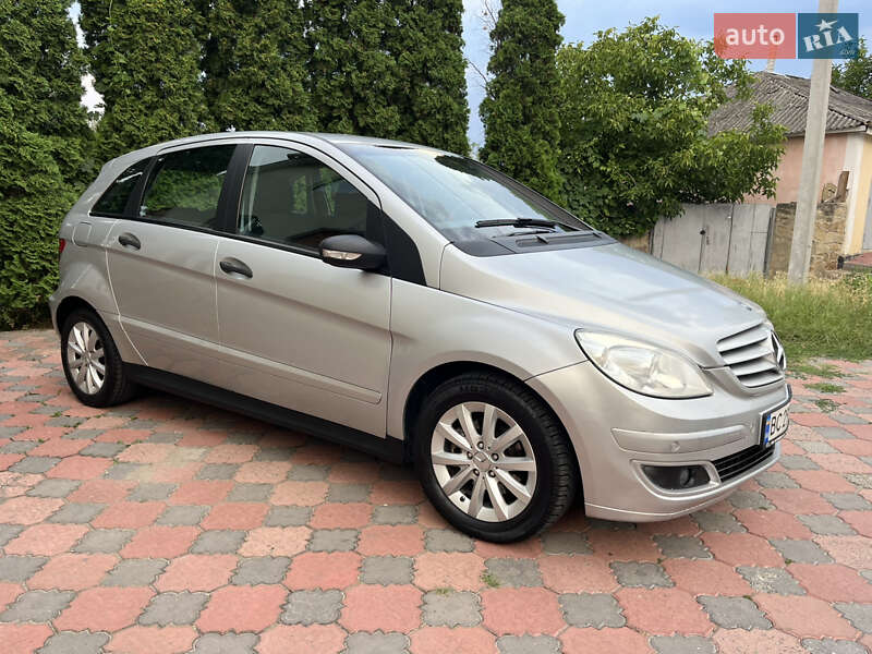Хэтчбек Mercedes-Benz B-Class 2006 в Могилев-Подольске