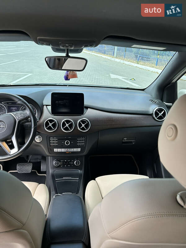 Хетчбек Mercedes-Benz B-Class 2017 в Одесі