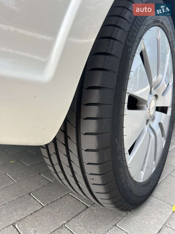 Хетчбек Mercedes-Benz B-Class 2017 в Одесі