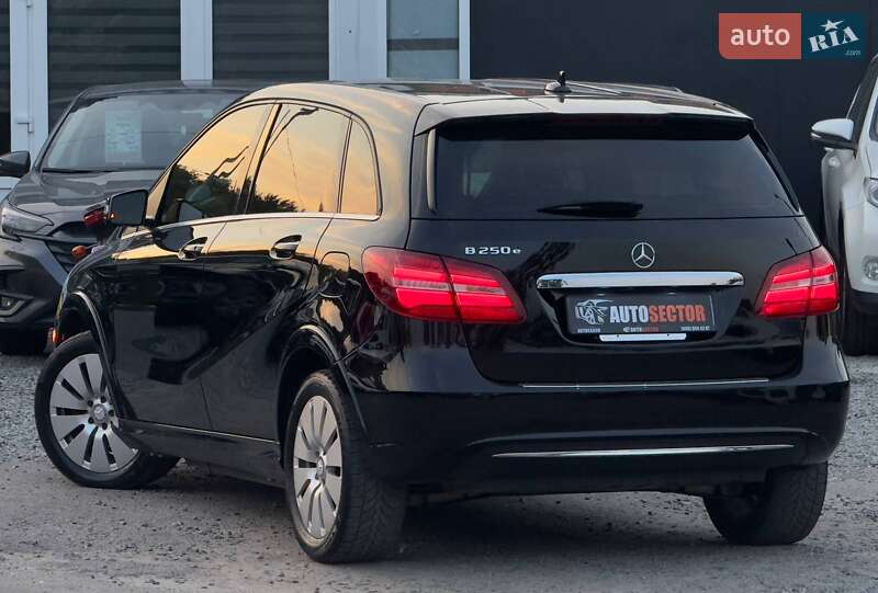 Хэтчбек Mercedes-Benz B-Class 2017 в Харькове