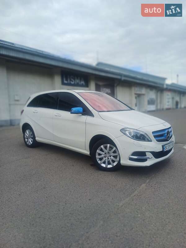 Хэтчбек Mercedes-Benz B-Class 2015 в Львове
