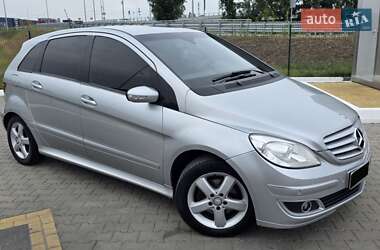 Хэтчбек Mercedes-Benz B-Class 2008 в 