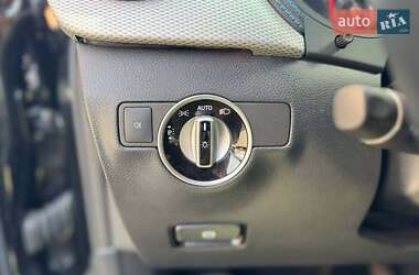 Хэтчбек Mercedes-Benz B-Class 2017 в 