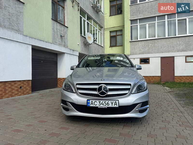 Mercedes-Benz B-Class 2016
