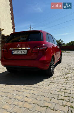 Хэтчбек Mercedes-Benz B-Class 2017 в 