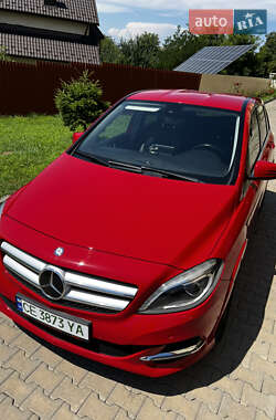Хэтчбек Mercedes-Benz B-Class 2017 в 
