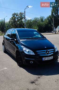 Хэтчбек Mercedes-Benz B-Class 2008 в 