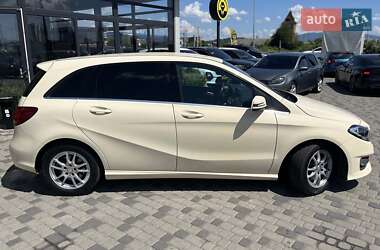 Хэтчбек Mercedes-Benz B-Class 2015 в 