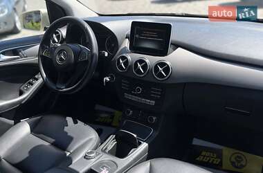 Хэтчбек Mercedes-Benz B-Class 2015 в 
