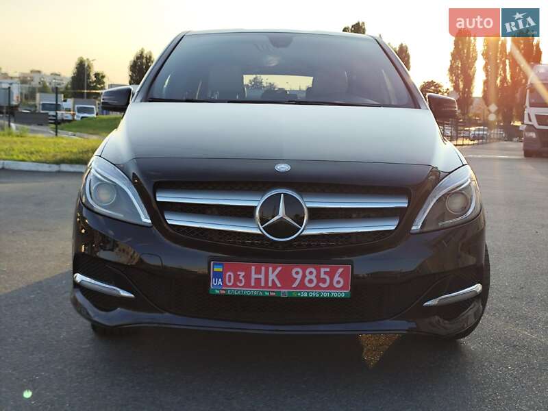 Хэтчбек Mercedes-Benz B-Class 2016 в Киеве