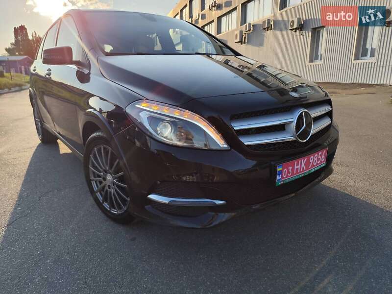Хэтчбек Mercedes-Benz B-Class 2016 в Киеве