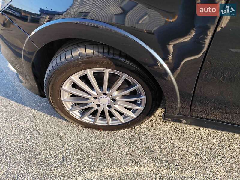 Хэтчбек Mercedes-Benz B-Class 2016 в Киеве