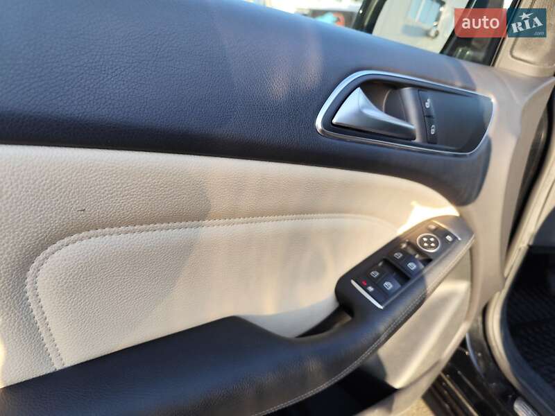Хэтчбек Mercedes-Benz B-Class 2016 в Киеве