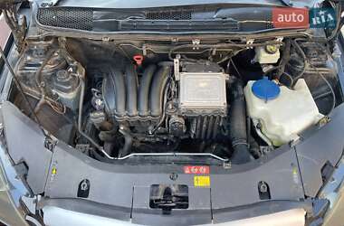 Хэтчбек Mercedes-Benz B-Class 2008 в 