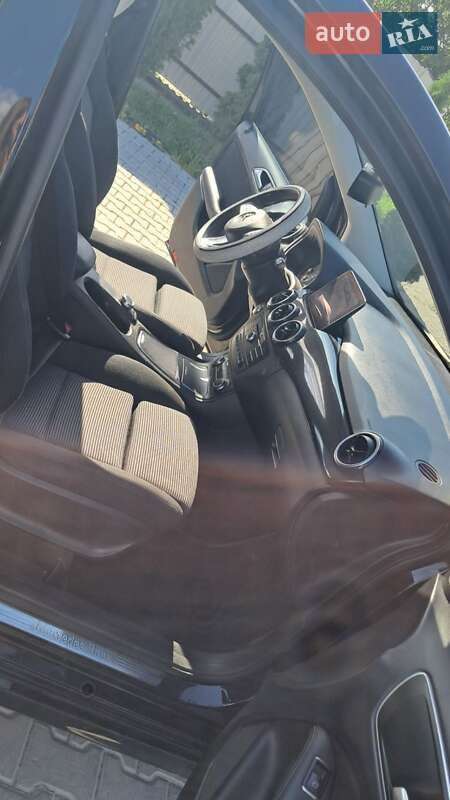 Хэтчбек Mercedes-Benz B-Class 2017 в Дрогобыче