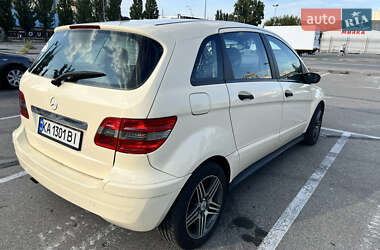 Хэтчбек Mercedes-Benz B-Class 2006 в 