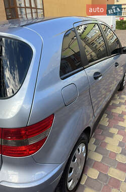 Хэтчбек Mercedes-Benz B-Class 2006 в 