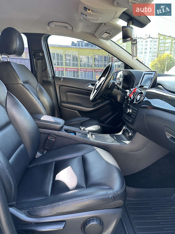 Хэтчбек Mercedes-Benz B-Class 2014 в Ивано-Франковске