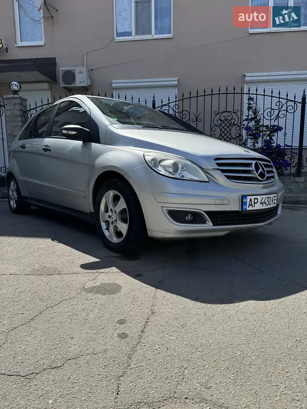 Mercedes-Benz B-Class