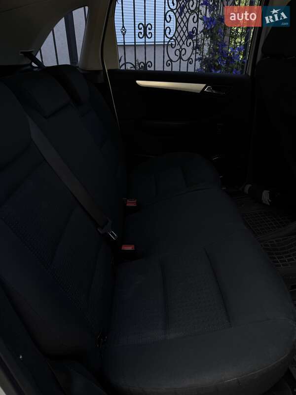 Хэтчбек Mercedes-Benz B-Class 2005 в Запорожье