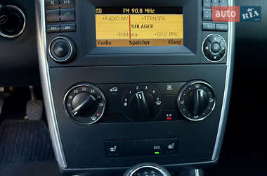 Хэтчбек Mercedes-Benz B-Class 2009 в 