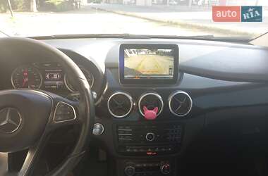 Хэтчбек Mercedes-Benz B-Class 2017 в 