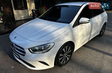 Хэтчбек Mercedes-Benz B-Class 2019 в 
