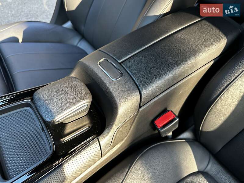 Хэтчбек Mercedes-Benz B-Class 2019 в Киеве