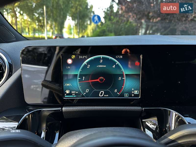 Хэтчбек Mercedes-Benz B-Class 2019 в Киеве