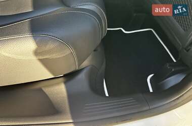 Хэтчбек Mercedes-Benz B-Class 2019 в 