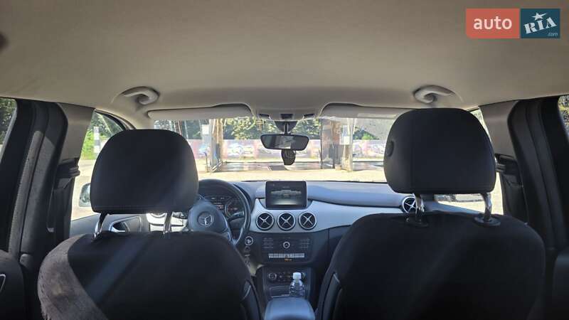 Хэтчбек Mercedes-Benz B-Class 2016 в Калуше