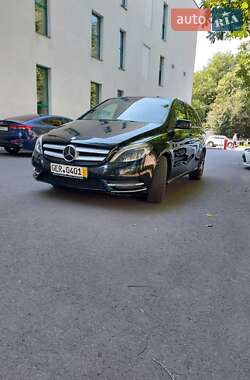 Хэтчбек Mercedes-Benz B-Class 2014 в 