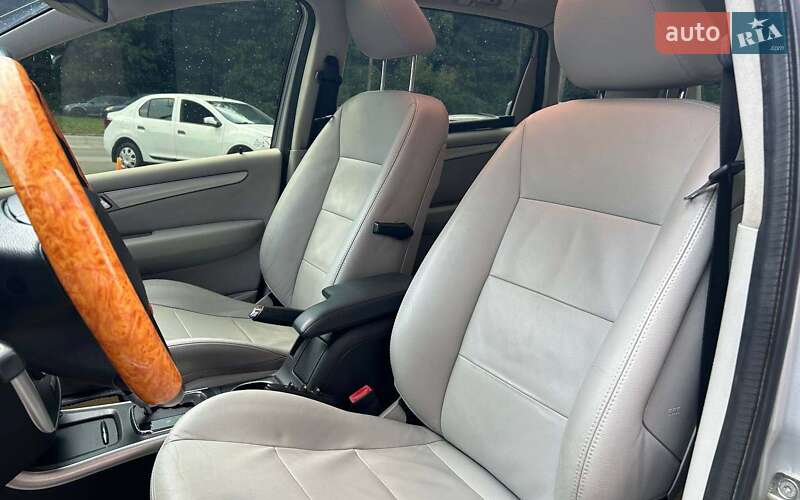 Хэтчбек Mercedes-Benz B-Class 2009 в Черновцах