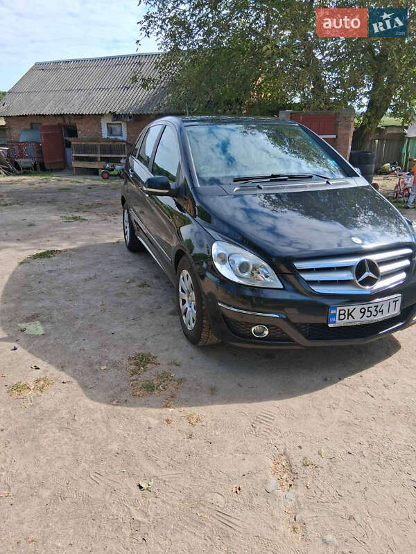 Хэтчбек Mercedes-Benz B-Class 2011 в Ровно