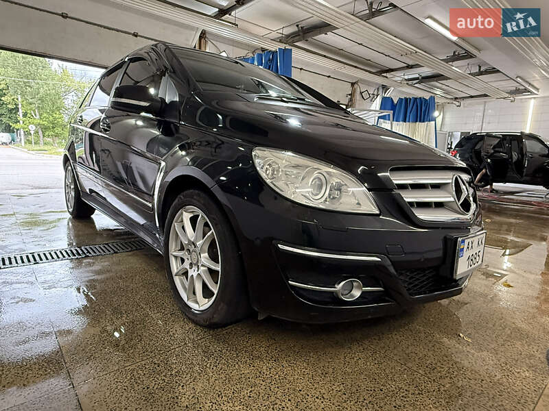 Хэтчбек Mercedes-Benz B-Class 2010 в Харькове фото 2 Хэтчбек Mercedes-Benz B-Class 2010 в Харькове