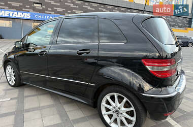 Хэтчбек Mercedes-Benz B-Class 2008 в 