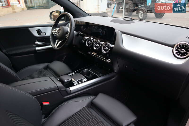 Хэтчбек Mercedes-Benz B-Class 2018 в Киеве