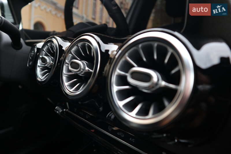 Хэтчбек Mercedes-Benz B-Class 2018 в Киеве