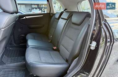 Хэтчбек Mercedes-Benz B-Class 2010 в 