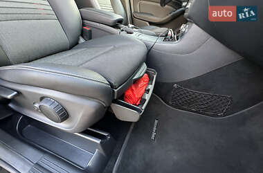 Хэтчбек Mercedes-Benz B-Class 2015 в 