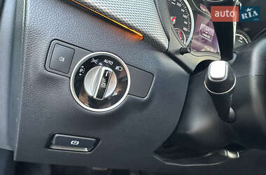 Хэтчбек Mercedes-Benz B-Class 2015 в 