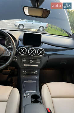 Хэтчбек Mercedes-Benz B-Class 2015 в 