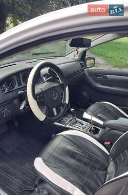 Хэтчбек Mercedes-Benz B-Class 2010 в 