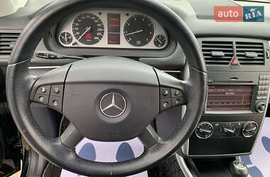 Хэтчбек Mercedes-Benz B-Class 2010 в 