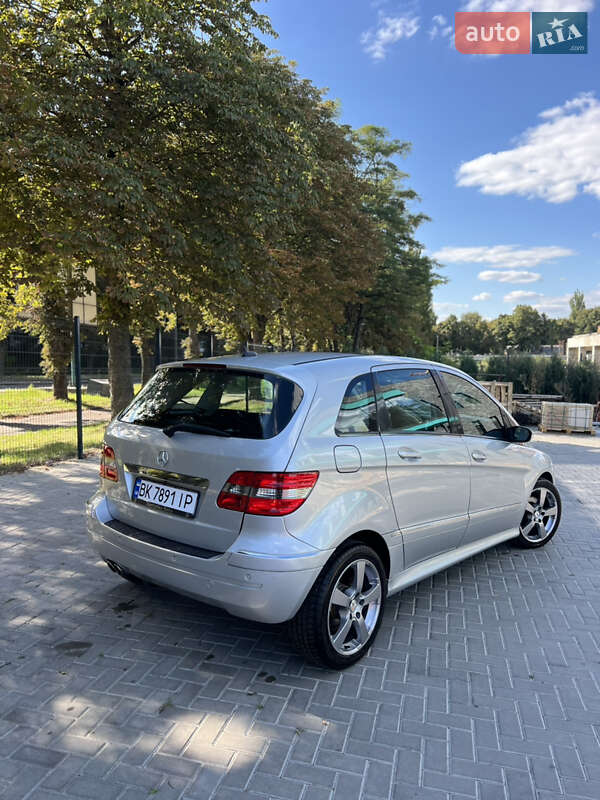Хэтчбек Mercedes-Benz B-Class 2006 в Ровно