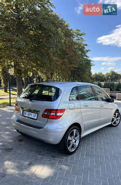 Хэтчбек Mercedes-Benz B-Class 2006 в 
